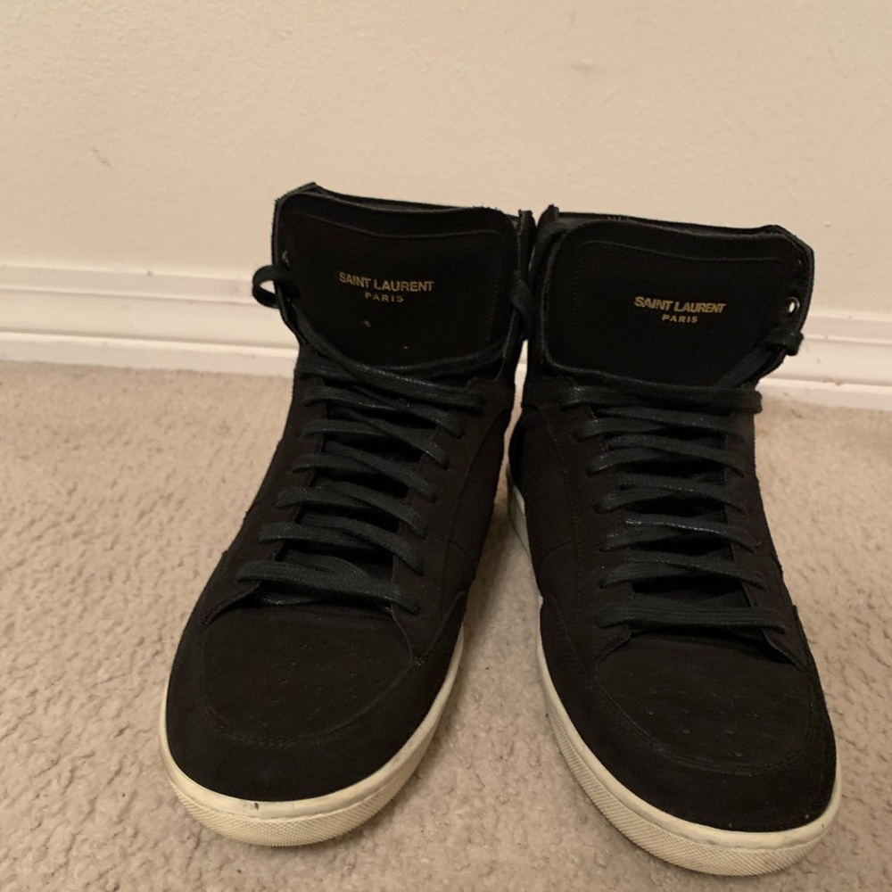 Yves Saint Laurent SL-10